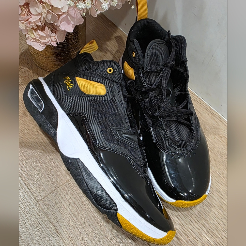 Nike Black and Yellow Athletic Shoes